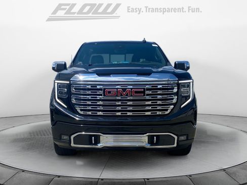 Used 2024 GMC Sierra 1500 Denali AWD/4WD image 3