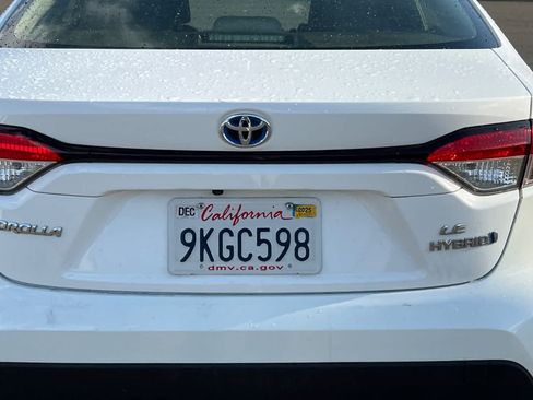 Used 2023 Toyota Corolla LE FWD image 19