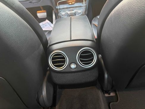 Used 2019 Mercedes-Benz C 300 Sedan w/ AMG Line image 14
