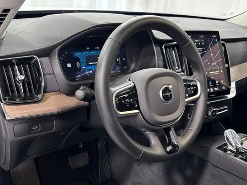Certified 2026 Volvo XC90 B6 Plus AWD/4WD image 10