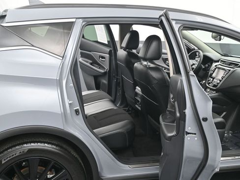 Used 2023 Nissan Murano SV w/ SV Midnight Edition Package FWD image 10