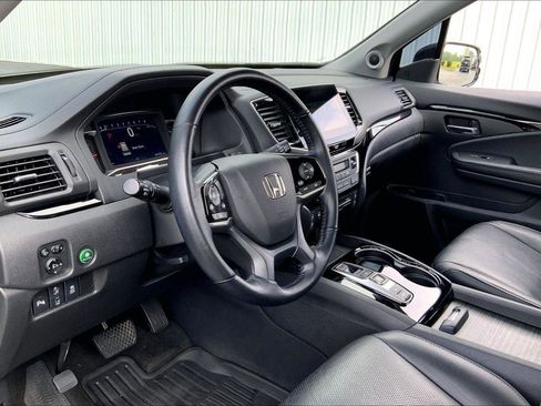 Used 2019 Honda Pilot Elite image 12