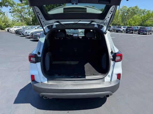 Used 2025 Ford Escape ST-Line FWD image 6