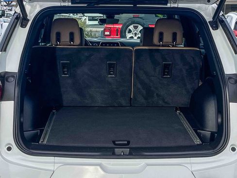 Used 2019 Chevrolet Blazer Premier w/ Sun and Wheels Package image 54