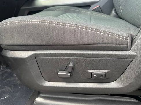 New 2026 RAM 2500 Big Horn AWD/4WD image 15