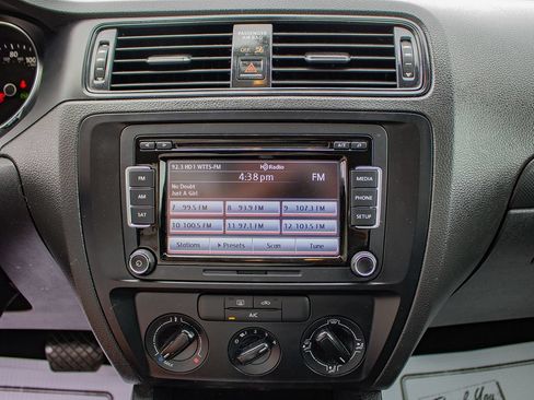 Used 2015 Volkswagen Jetta S FWD image 25