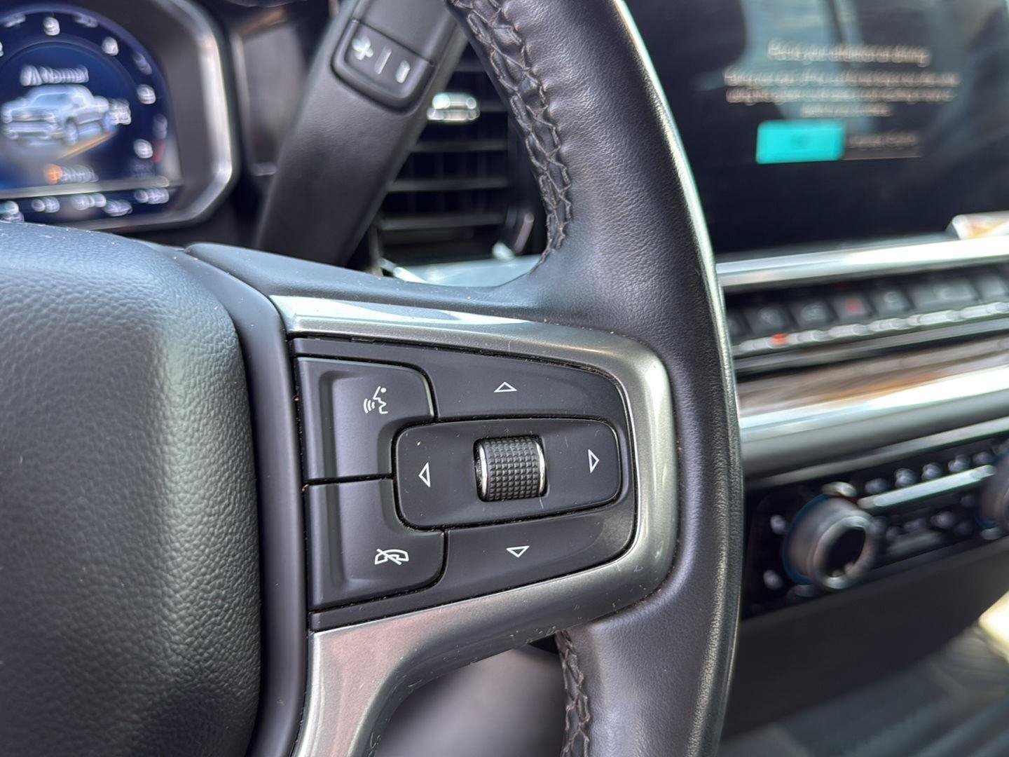 Used 2024 Chevrolet Silverado 1500 RST AWD/4WD image 38