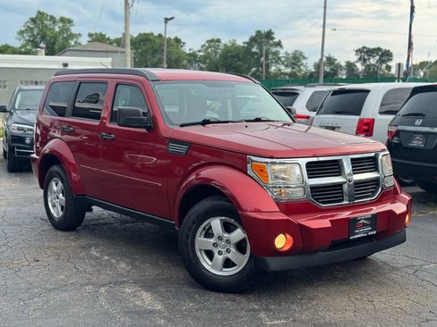 Used 2008 Dodge Nitro SXT image 3