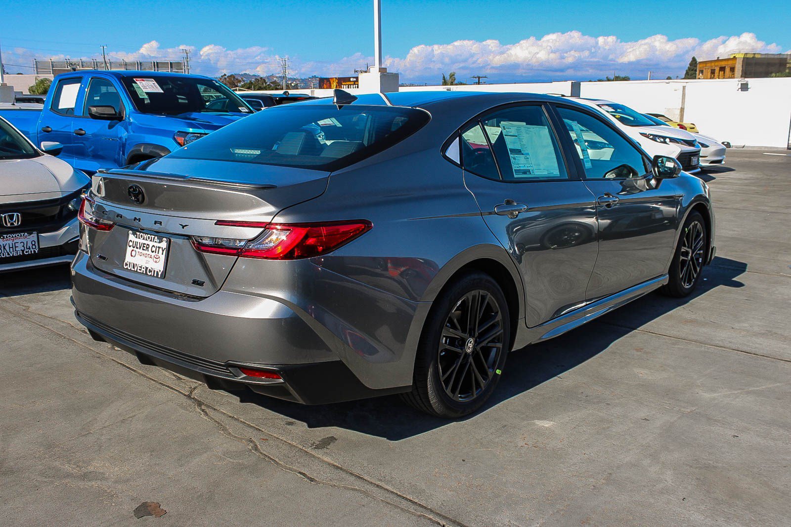 New 2026 Toyota Camry SE FWD image 9