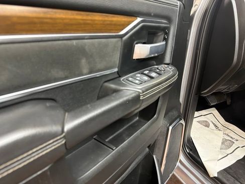 Used 2024 RAM 2500 Laramie w/ Safety Group AWD/4WD image 24