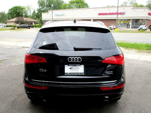 Used 2017 Audi Q5 2.0T Premium Plus w/ Technology Package image 9