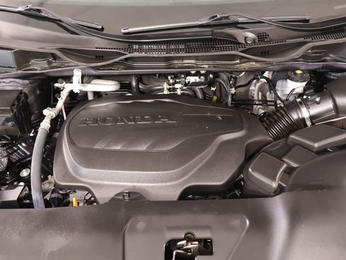 Used 2024 Honda Odyssey Touring image 21