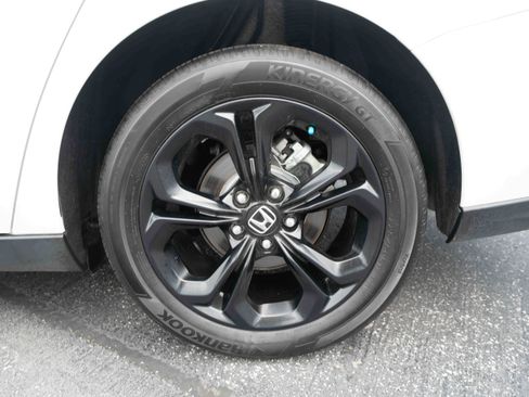 Used 2025 Honda Accord SE image 28