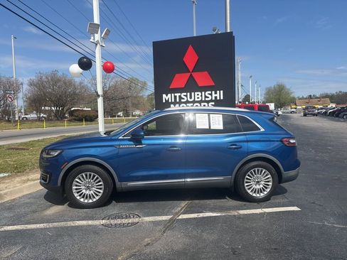 Used 2020 Lincoln Nautilus FWD image 7