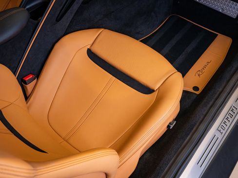 Certified 2022 Ferrari Roma image 20
