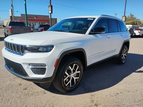 New 2025 Jeep Grand Cherokee Limited image 3