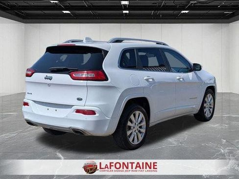 Used 2018 Jeep Cherokee Overland AWD/4WD image 5