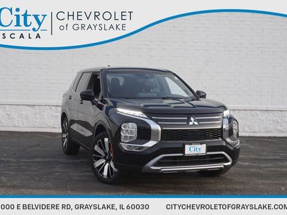 Used 2025 Mitsubishi Outlander SE