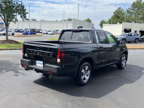 Certified 2025 Honda Ridgeline RTL image 10