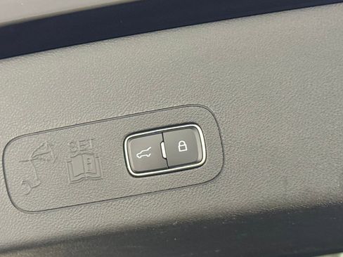 Used 2024 Lincoln Aviator AWD image 46