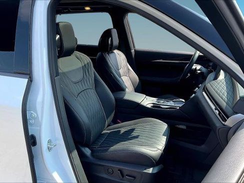 Certified 2026 INFINITI QX60 Autograph w/ Dark Cargo Package AWD/4WD image 28