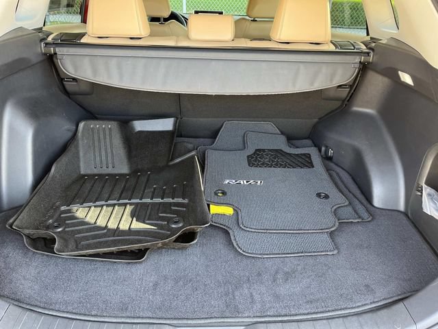 Used 2024 Toyota RAV4 XLE Premium AWD/4WD image 20