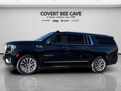 Used 2024 GMC Yukon XL Denali w/ Max Trailering Package image 4