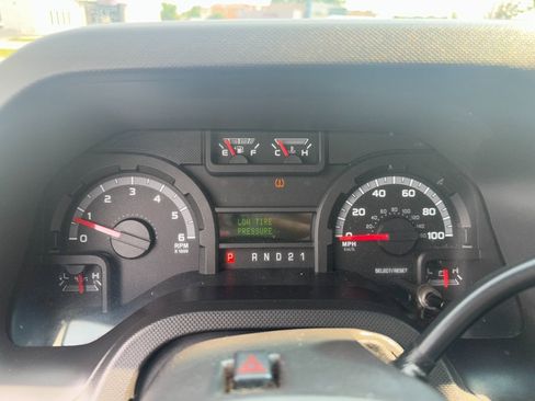 Used 2010 Ford E-350 and Econoline 350 XLT image 34