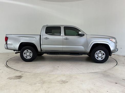 Used 2023 Toyota Tacoma SR AWD/4WD image 8