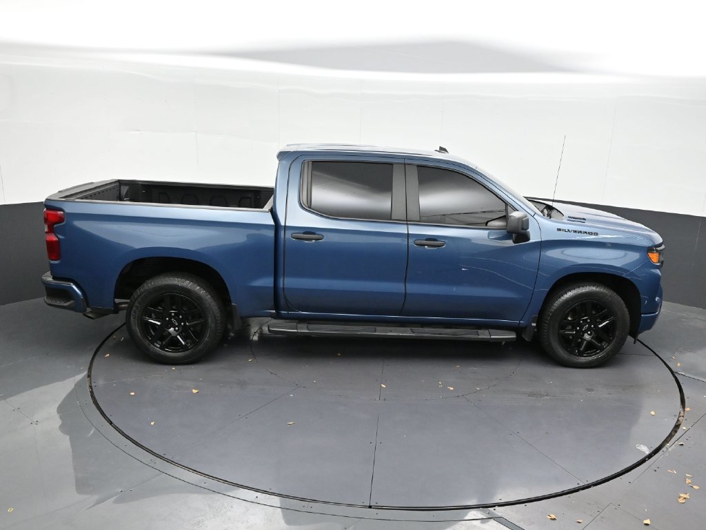 Used 2024 Chevrolet Silverado 1500 Custom w/ LPO, Dark Essentials Package RWD image 21