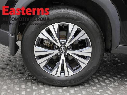 Used 2023 Nissan Rogue SV AWD/4WD image 31
