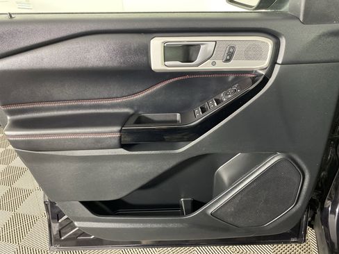 Used 2022 Ford Explorer ST-Line w/ Class IV Trailer Tow Package image 14