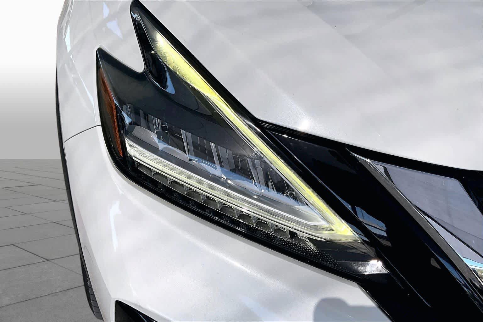 Used 2020 Nissan Murano SL w/ Moonroof Package FWD image 26