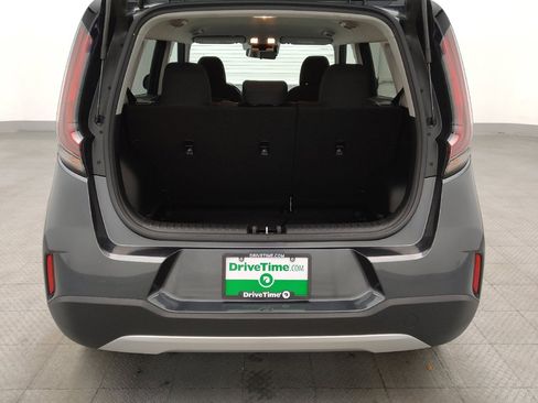 Used 2025 Kia Soul LX image 29