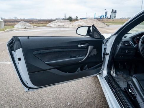 Used 2021 BMW M2 Competition w/ Executive Package image 18