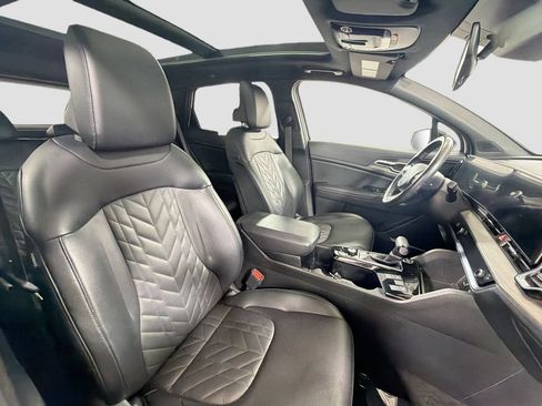 Used 2023 Kia Sportage X-Line w/ X-Line Premium Package AWD/4WD image 32