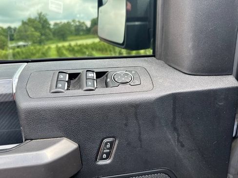 Used 2020 Ford F150 XLT w/ Equipment Group 302A Luxury AWD/4WD image 11
