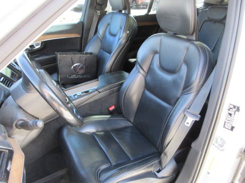 Used 2018 Volvo XC90 T6 Inscription w/ Convenience Package image 20