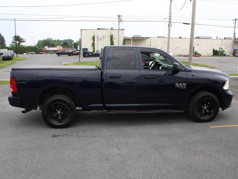 Used 2019 RAM 1500 Express AWD/4WD image 4