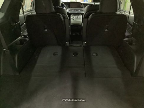Used 2020 Hyundai Palisade Limited image 16