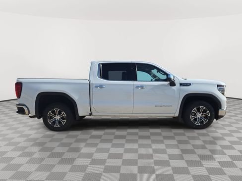 Used 2025 GMC Sierra 1500 SLT RWD image 8