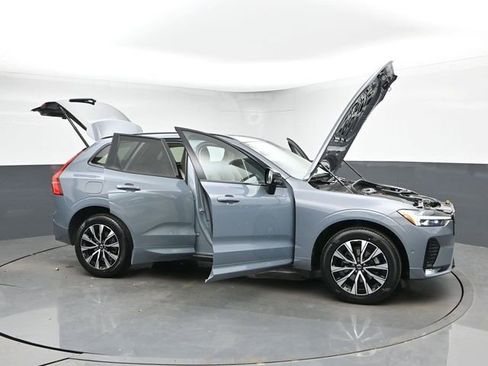 Certified 2023 Volvo XC60 B5 Plus w/ Climate Package FWD image 51