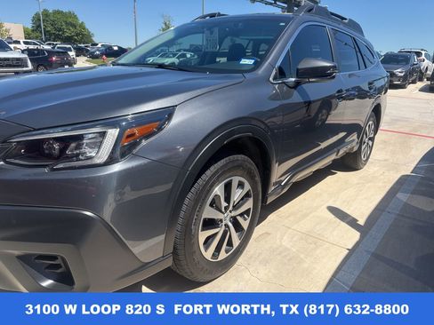 Used 2021 Subaru Outback Premium image 1