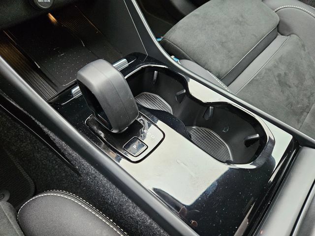 Used 2023 Volvo C40 P8 Recharge Ultimate AWD/4WD image 28
