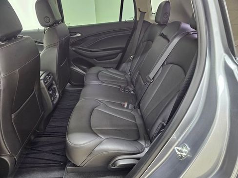 Used 2020 Buick Envision Essence AWD/4WD image 3