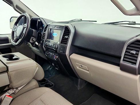 Used 2018 Ford F150 XLT w/ Equipment Group 302A Luxury image 24