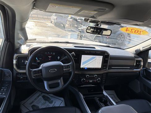 Used 2024 Ford F250 Lariat image 15