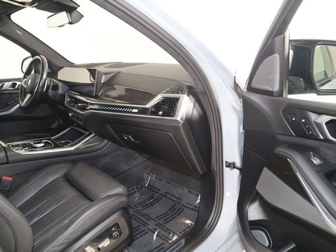 Used 2024 BMW X7 M60i AWD/4WD image 53