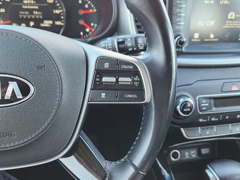 Used 2019 Kia Sorento EX image 27