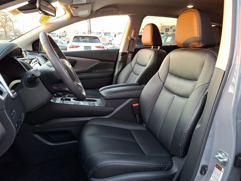 Certified 2024 Nissan Murano SV w/ SV Midnight Edition Package image 13